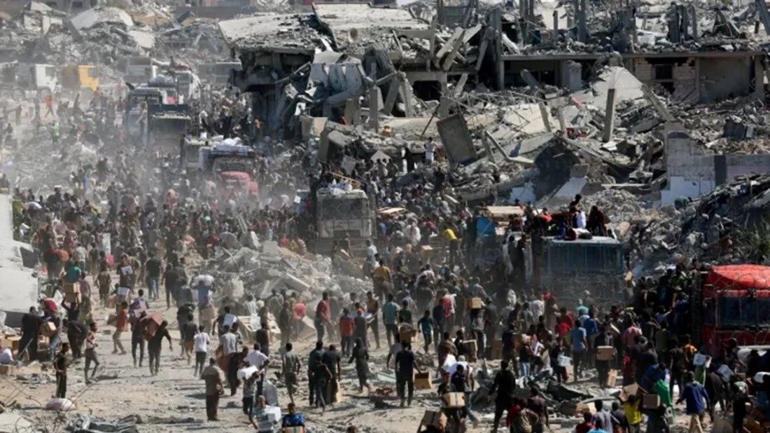 ফিলিস্তিনি বন্দিদের বহনকারী বাস পৌঁছাল গাজা ও পশ্চিম তীরে